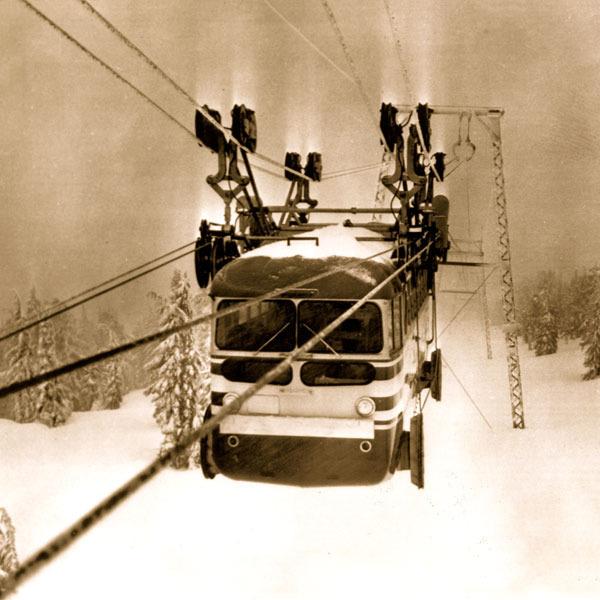 c-1.-1953-Mt.-Hood-Skyway-Tram-to-Timberline-Lodge_grande.jpg