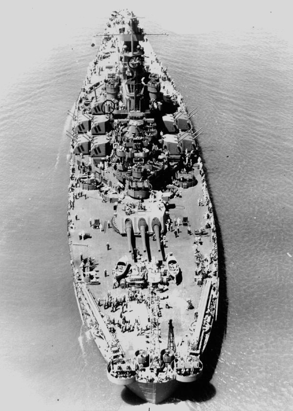 MilitaryPhotos06ussAlabama1943.jpg